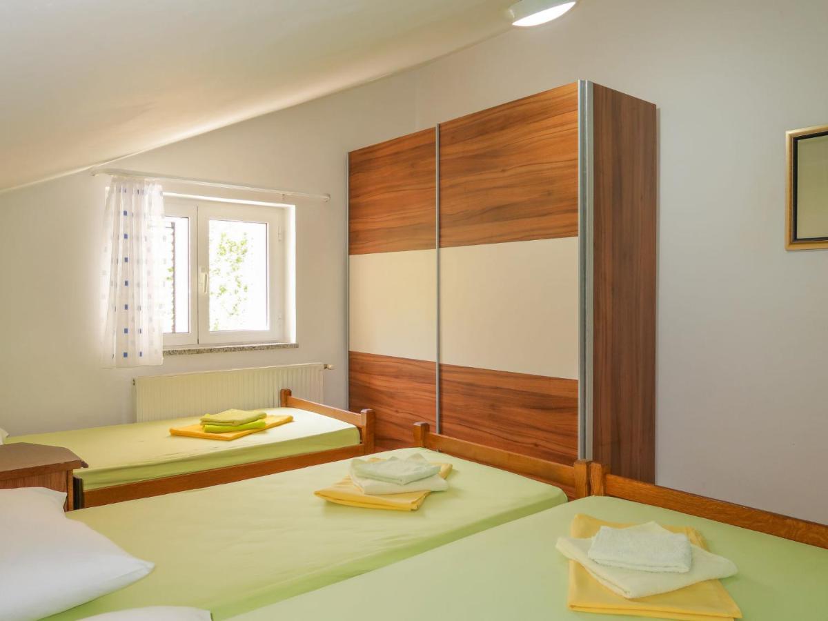 Apartment Blekic - Mlk305 By Interhome Malinska Kültér fotó