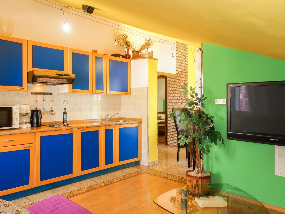 Apartment Blekic - Mlk305 By Interhome Malinska Kültér fotó